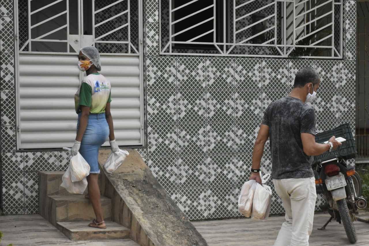 Camacã: Doações de alimentos e máscaras ajudam afetados pela pandemia em Leoventura